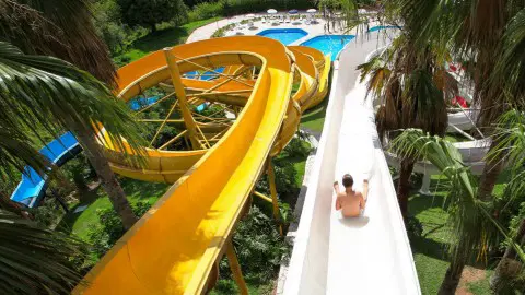 turis-thermas-imagem-galeria-atracoes-thermas-water-park-toboaguas-mais-radicais-de-sao-paulo-65b69f79514b3_4.webp