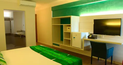 Feriado de Finados no Hot Beach Resort | Olímpia SP - 3 diárias