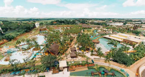 Feriado de Finados no Hot Beach Resort | Olímpia SP - 3 diárias